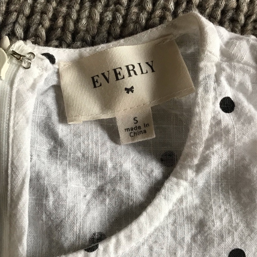 Everly Top - Picture 4 of 4